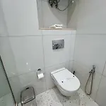 Appartement Metropolitan Charm: Cozy 1br In 7min To Skanderbeg *