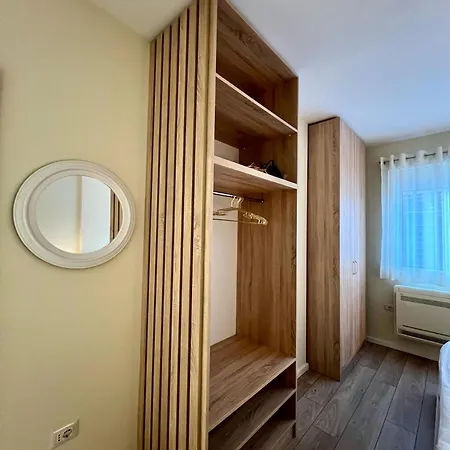 Apartamento Metropolitan Charm: Cozy 1br In 7min To Skanderbeg *