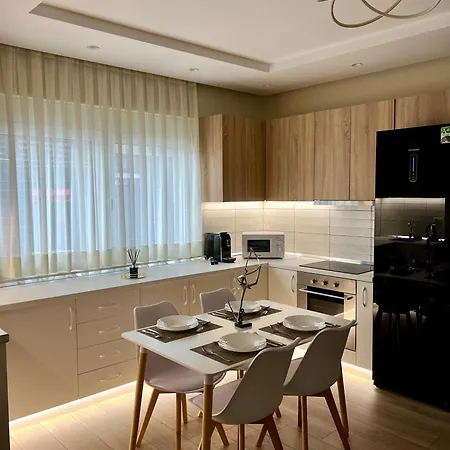 Metropolitan Charm: Cozy 1br In 7min To Skanderbeg Apartamento *