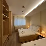 Metropolitan Charm: Cozy 1br In 7min To Skanderbeg Apartment Tirana