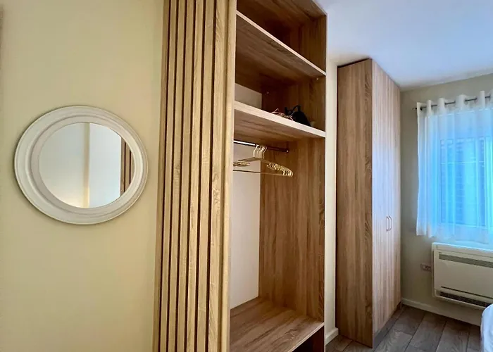 Apartamento Metropolitan Charm: Cozy 1br In 7min To Skanderbeg *
